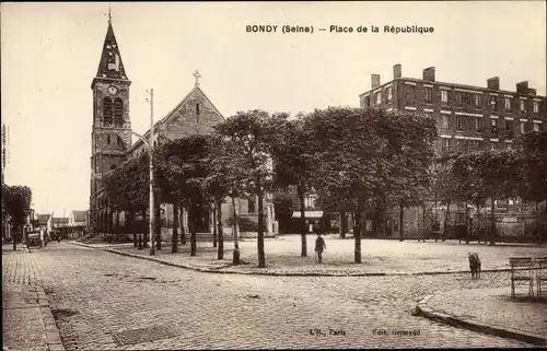 Ak Bondy Seine Saint Denis, Place de la Republique