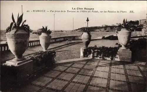 Ak Biarritz Pyrénées Atlantiques, Vue prise de la Terrasse de l'Hotel du Palais