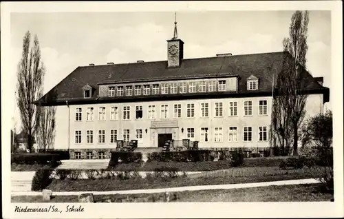 Ak Niederwiesa Sachsen, Schule