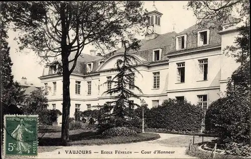 Ak Vaujours Seine Saint Denis, Ecole Fenelon, Cour d'Honneur