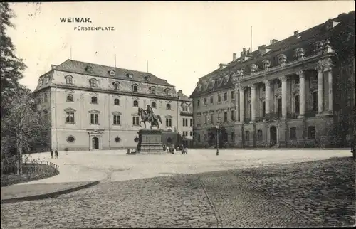 Ak Weimar in Thüringen, Fürstenplatz, Denkmal