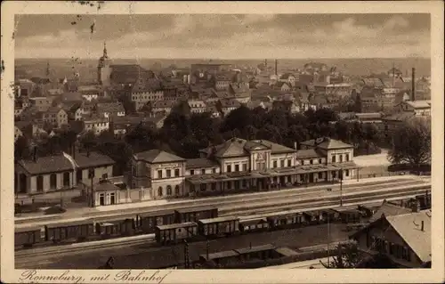 Ak Ronneburg in Thüringen, Gesamtansicht, Bahnhof