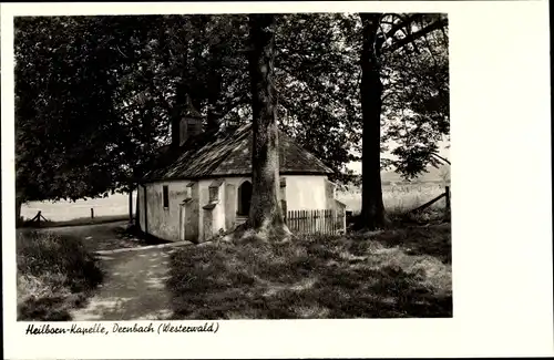 Ak Dernbach im Westerwald, Heilborn-Kapelle im Wald