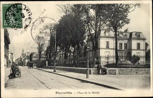 Ak Pierrefitte sur Seine, Place de la Mairie
