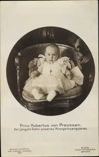 Ak Prinz Hubertus von Preußen als Baby, der jüngste Sohn des Kronprinzenpaares