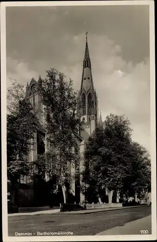 Ak Demmin Mecklenburg, Partie an der Bartholomäikirche