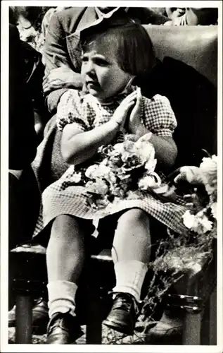 Ak Prinzessin Margriet der Niederlande, Anjerdag Baarn 1946