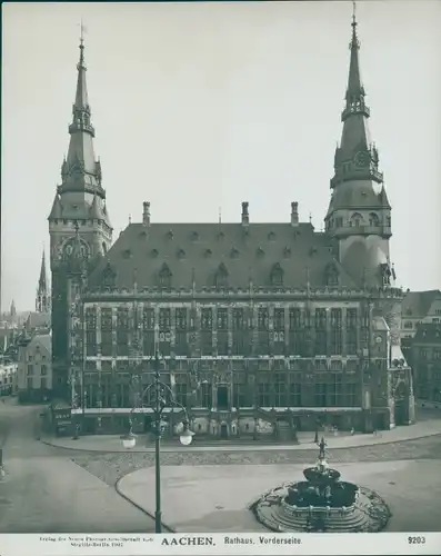 Foto Aachen in Nordrhein Westfalen, Rathaus, Vorderseite