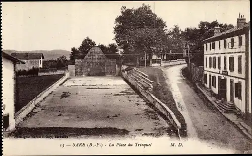 Ak Sare Pyrénées Atlantiques, La Place du Trinquet