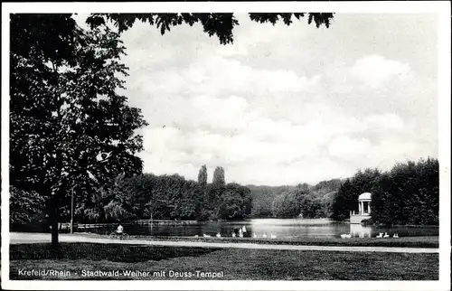 Ak Krefeld am Niederrhein, Stadtwald Weiher mit Deuss Tempel
