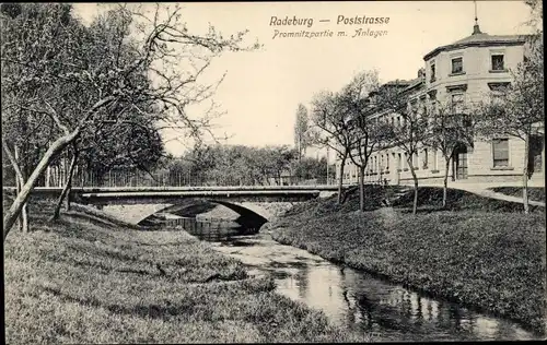 Ak Radeburg in Sachsen, Poststraße, Promnitzpartie mit Anlagen
