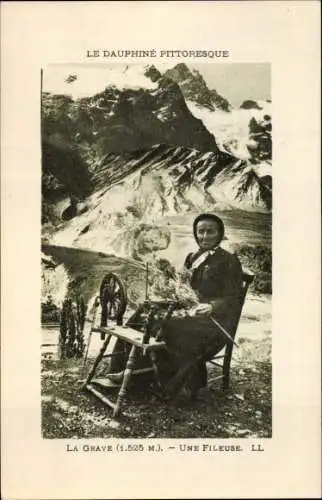 Ak La Grave Hautes Alpes, Une Fileuse
