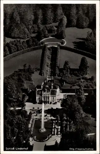 Ak Linderhof Ettal Oberbayern, Fliegeraufnahme vom Schloss