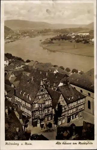 Ak Miltenberg am Main in Unterfranken, Marktplatz, Fachwerkhäuser