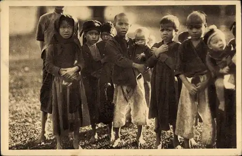 Ak Hanoi Vietnam, Groupe d'Enfants Annamites