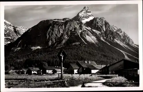 Ak Ehrwald in Tirol, Blick auf Sonnenspitze