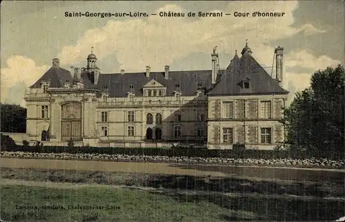 Ak Saint Georges sur Loire Maine-et-Loire, Chateau de Serrant, Cour d'honneur