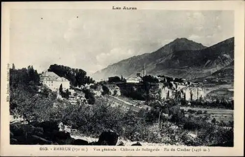 Ak Embrun Hautes-Alpes, Vue generale, Chateau de Bellegarde, Pic du Clocher