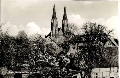 Ak Soest in Nordrhein Westfalen, Blick zur Wiesenkirche