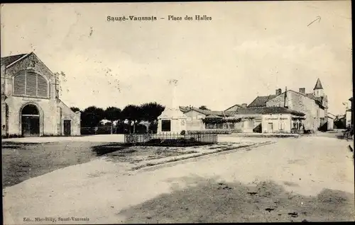 Ak Sauzé Vaussais Deux Sèvres, Place des Halles