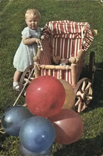 Ak Prinzessin Beatrix der Niederlande als Baby, Luftballons