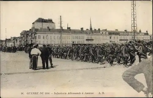 Ak Amiens Somme, Infanterie Allemande, Guerre de 1914