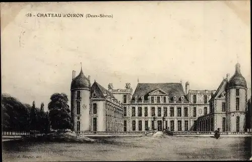 Ak Oiron Deux Sèvres, Le Chateau