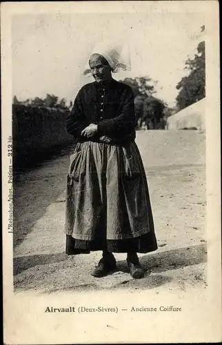 Ak Airvault Deux Sevres, Ancienne Coiffure
