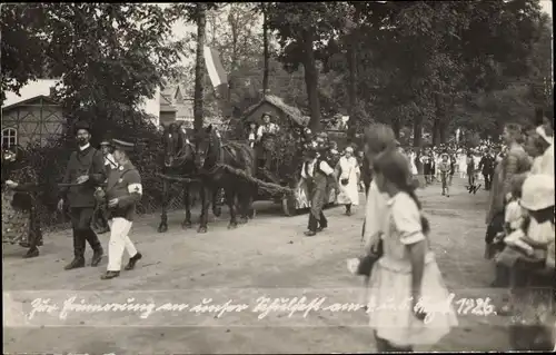 Foto Ak Unbekannter Ort, Erinnerung an Schulfest 1926, Festumzug