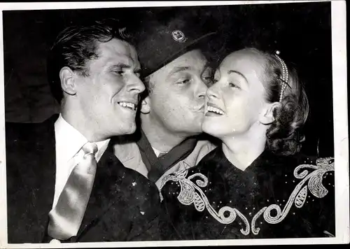 Foto Sportler, Eisläufer Ria Baran und Paul Falk, Olympiasieger 1952