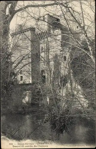 Ak Cherveux Deux Sevres, Douve et entree du Chateau