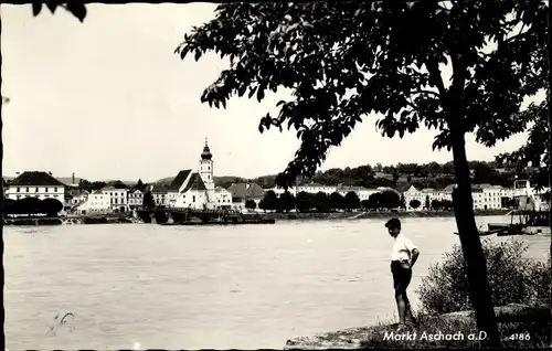 Ak Aschach an der Donau Oberösterreich, Blick auf den Ort, Kirche