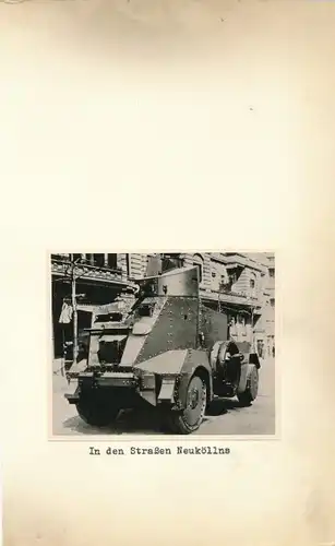 Foto Berlin Neukölln, Panzerwagen, Schutzpolizei