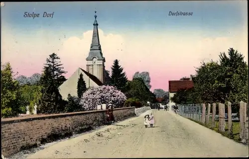 Ak Stolpe Hohen Neuendorf Oberhavel, Dorfstraße, Kirche