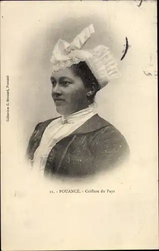 Ak Pouancé Maine et Loire, Coiffure du Pays, Französische Tracht, Frauen-Portrait