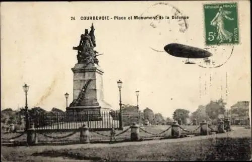 Ak Courbevoie Hauts de Seine, Place et Monument de la Defense