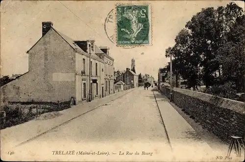 Ak Trélazé Maine et Loire, La Rue du Bourg