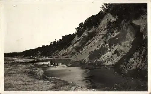 Foto Ak Otradnoje Georgenswalde Rauschen Swetlogorsk Ostpreußen, Partie am Ufer