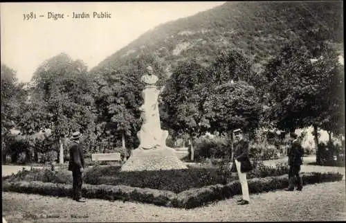 Ak Digne Alpes de Haute Provence, Jardin Public, Monument