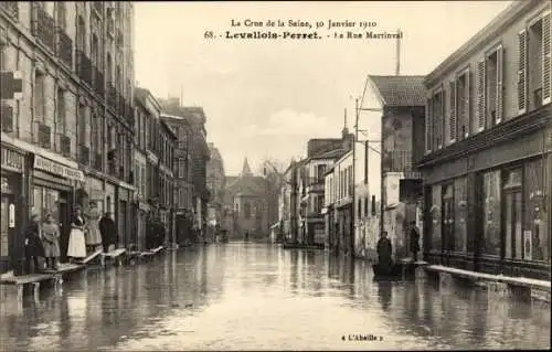 Ak Levallois Perret Hauts de Seine, La Crue de la Seine, Janvier 1910, La Rue Martinval