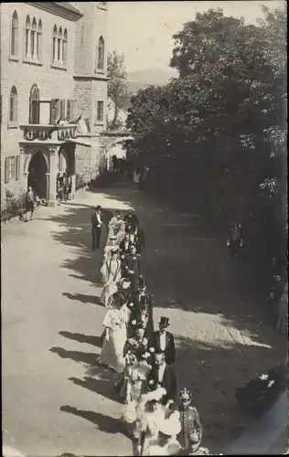 Foto Ak Joachimsthal in der Uckermark, Hochzeit im Stresemann und Pickelhaube