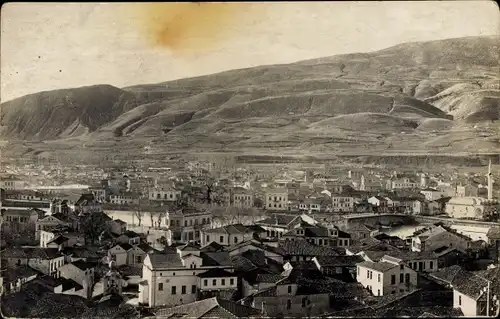 Foto Ak Skopje Üsküb Mazedonien, Blick auf den Ort