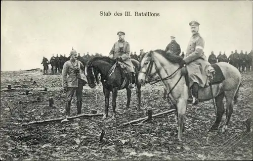 Ak Stab des III. Bataillons, Offiziere auf Pferden