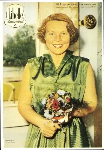 Ak Prinzessin Beatrix der Niederlande mit Blumenstrauß