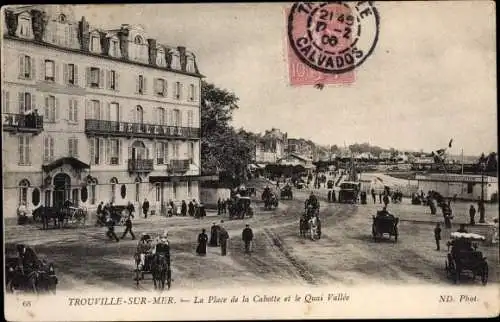 Ak Trouville sur Mer Calvados, La Place de la Cabotte et le Quai Vallee