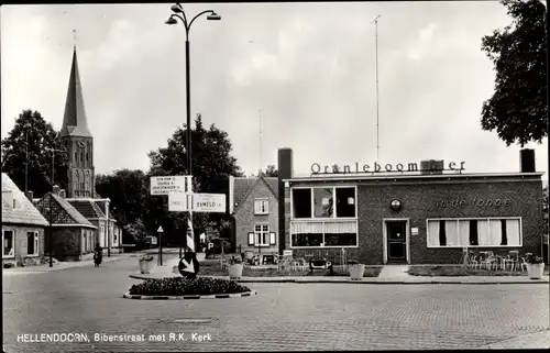 Ak Hellendoorn Overijssel, Biberstraat met R. K. Kerk