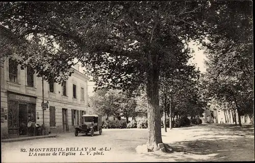 Ak Montreuil Bellay Maine et Loire, L'Avenue de l'Eglise