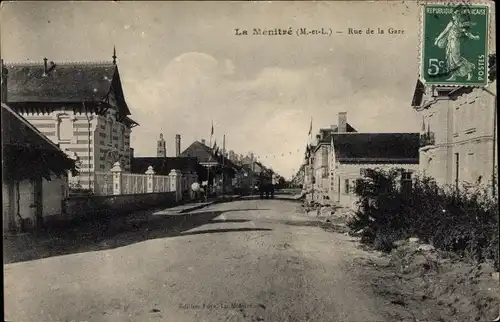 Ak La Menitre Maine et Loire, Rue de la Gare