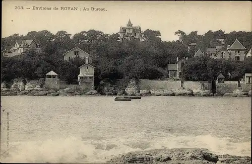 Ak Royan Charente Maritime, Au Bureau