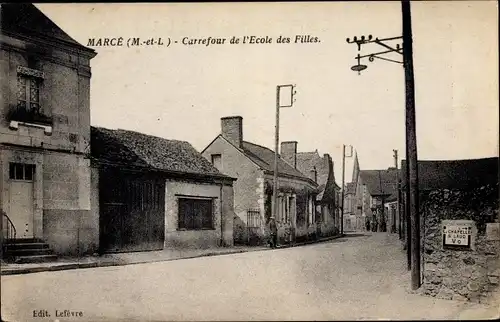 Ak Marcé Maine et Loire, Carrefour de l'Ecole des Filles